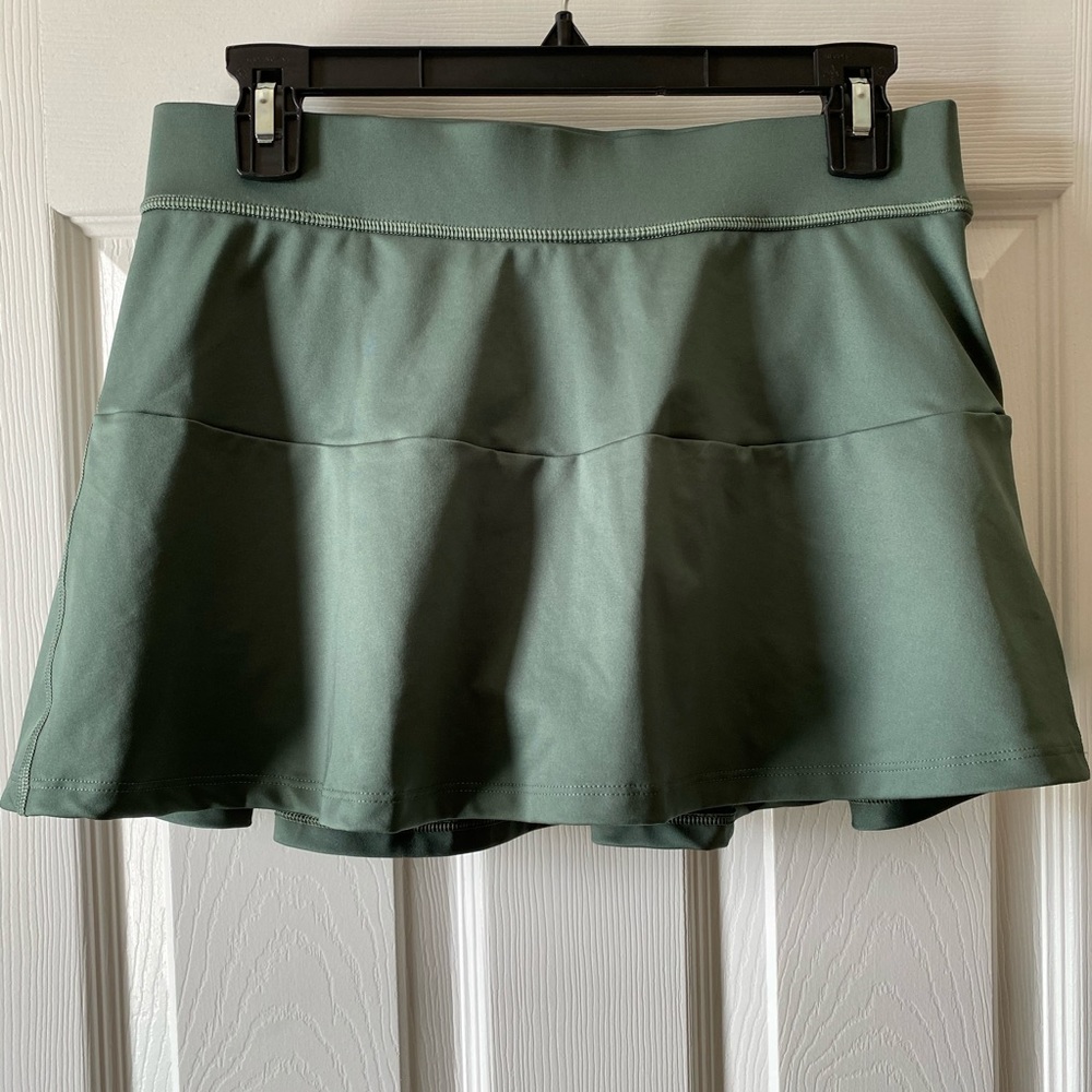 Victoria Secret sport skirt with under shorts